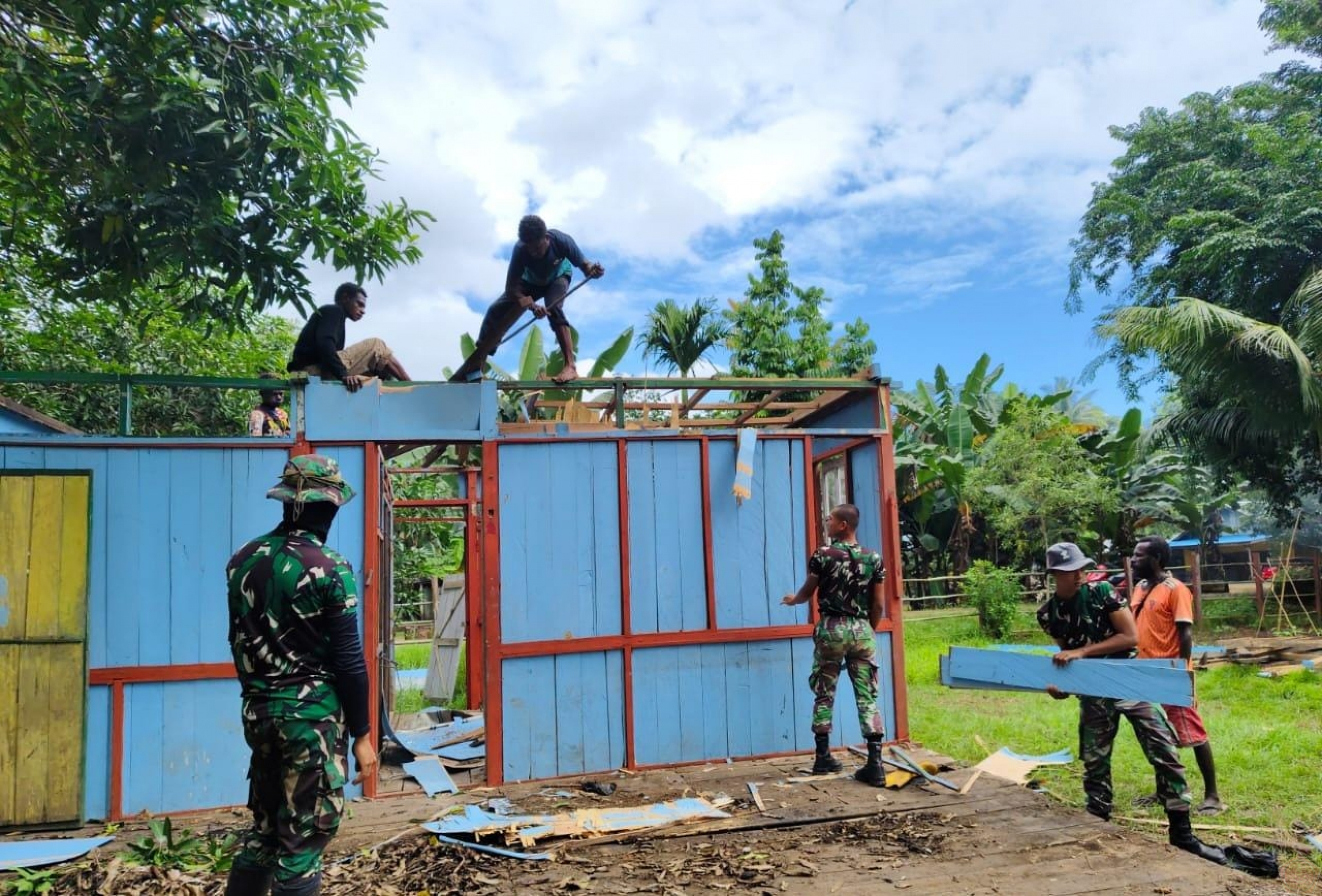 Sumber/Puspen TNI